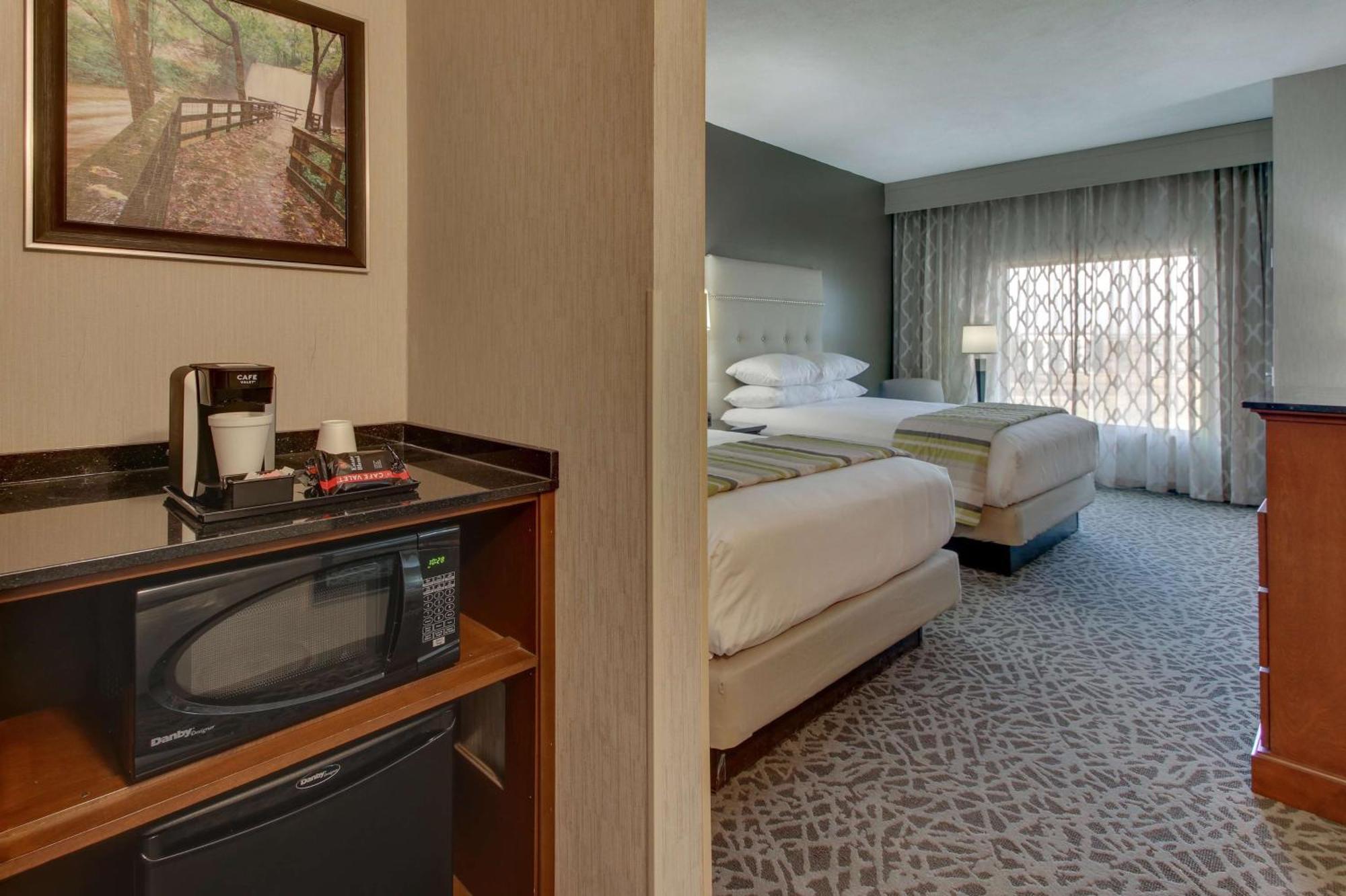 Drury Inn & Suites Columbus Polaris Buitenkant foto