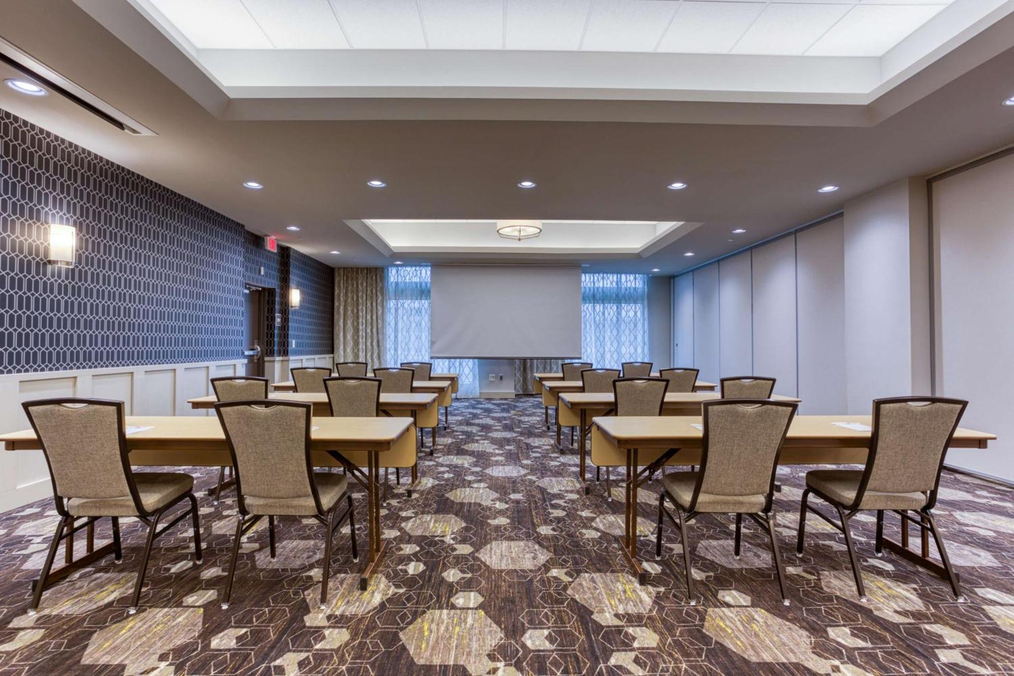 Drury Inn & Suites Columbus Polaris Buitenkant foto