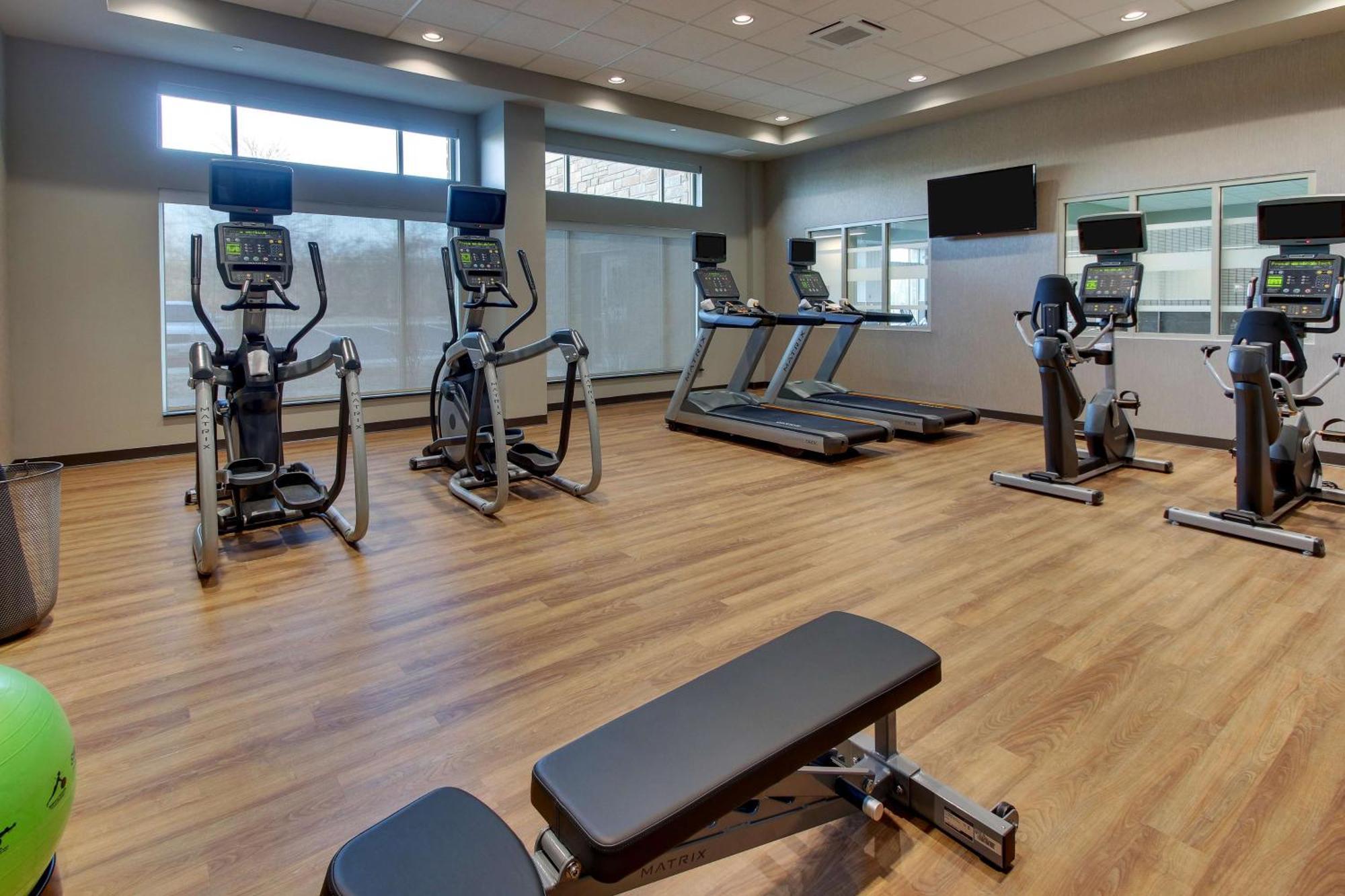 Drury Inn & Suites Columbus Polaris Buitenkant foto