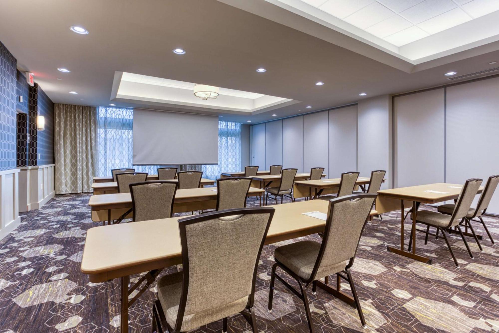 Drury Inn & Suites Columbus Polaris Buitenkant foto